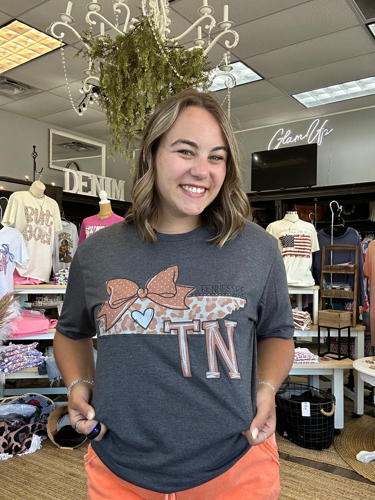 Tennessee Leopard Bow Tee