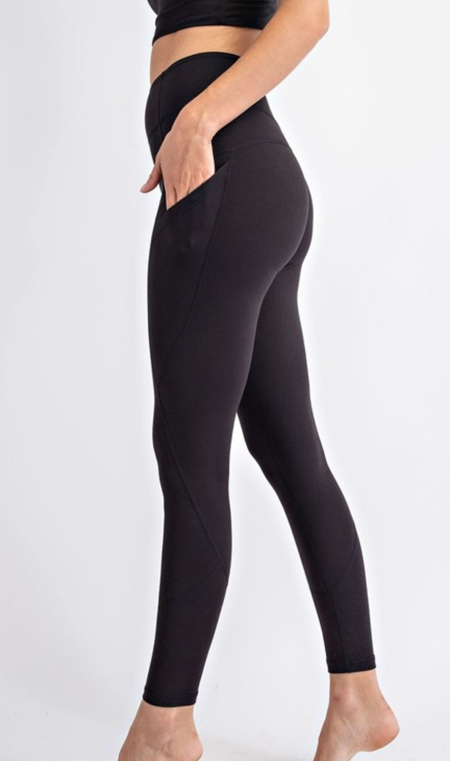 High Rise Buttery Soft Capri Leggings With Pockets