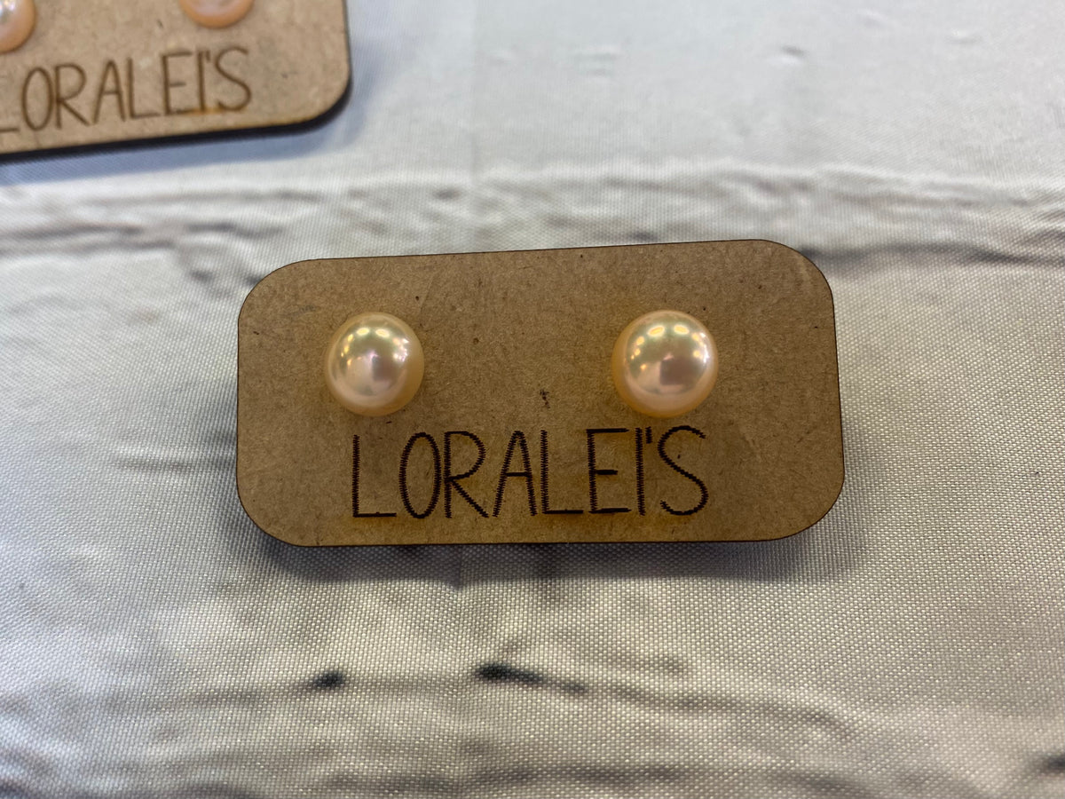 Flat Back Pearl Earring