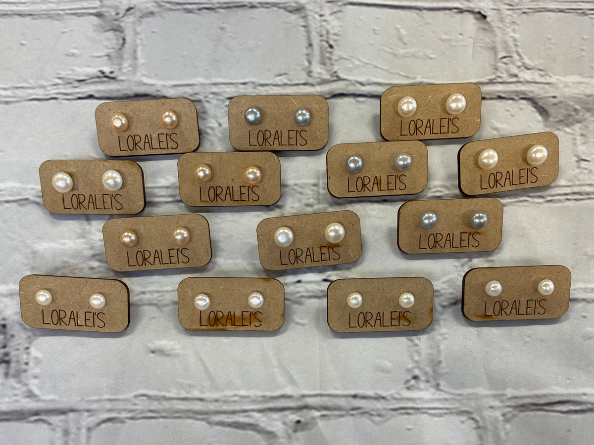 Flat Back Pearl Earring