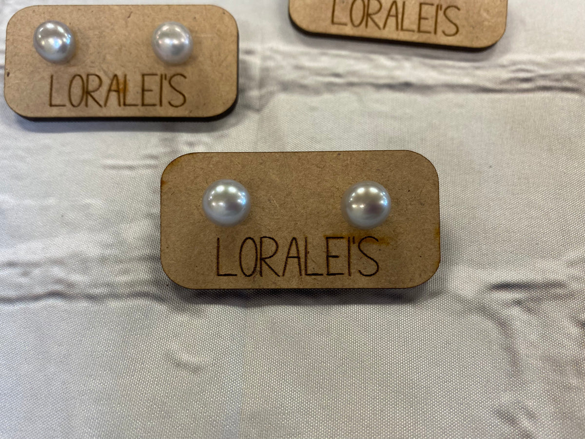 Flat Back Pearl Earring