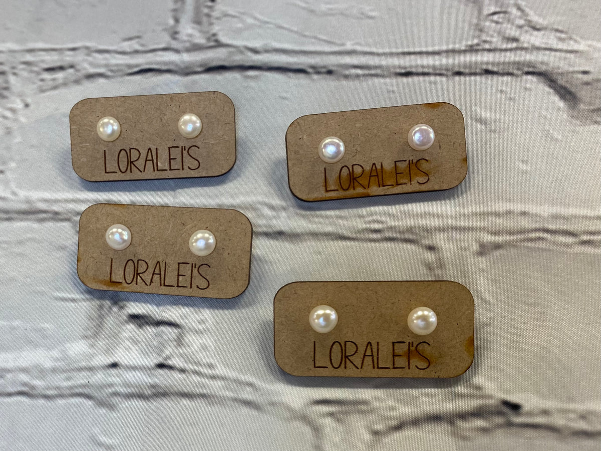 Flat Back Pearl Earring